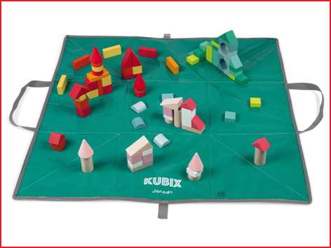 Janod Kubix bouwblokkenset bestaande uit 80 kleurrijke blokjes en een speelmat